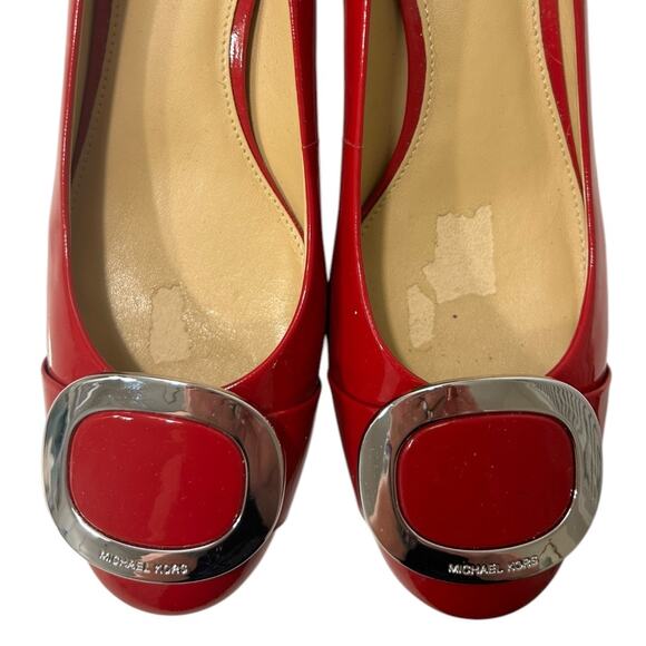 Michael Kors Pauline Mid-Heel Pumps Women's 8.5 Red Patent Leather Silver Buckle - Picture 3 of 7